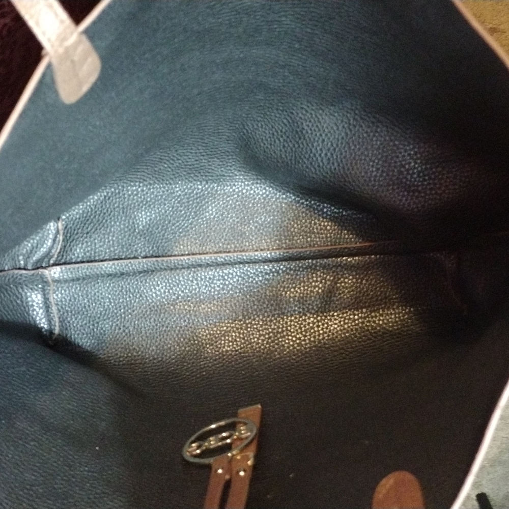 BCBG Bag - Picture 4 of 4
